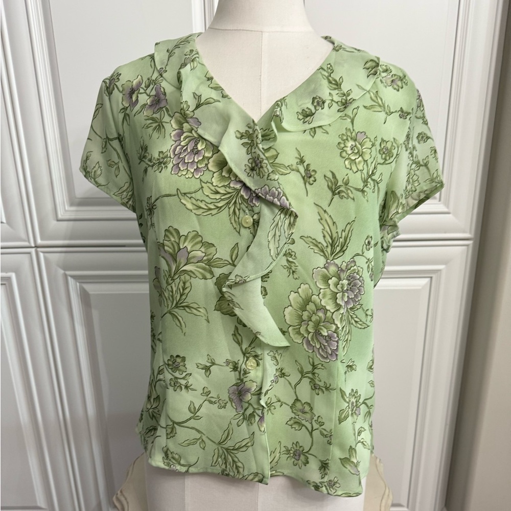 Laura Scott Women’s Petites Sz 12 Soft Green Cap Sleeve Button Up Blouse Ruffles